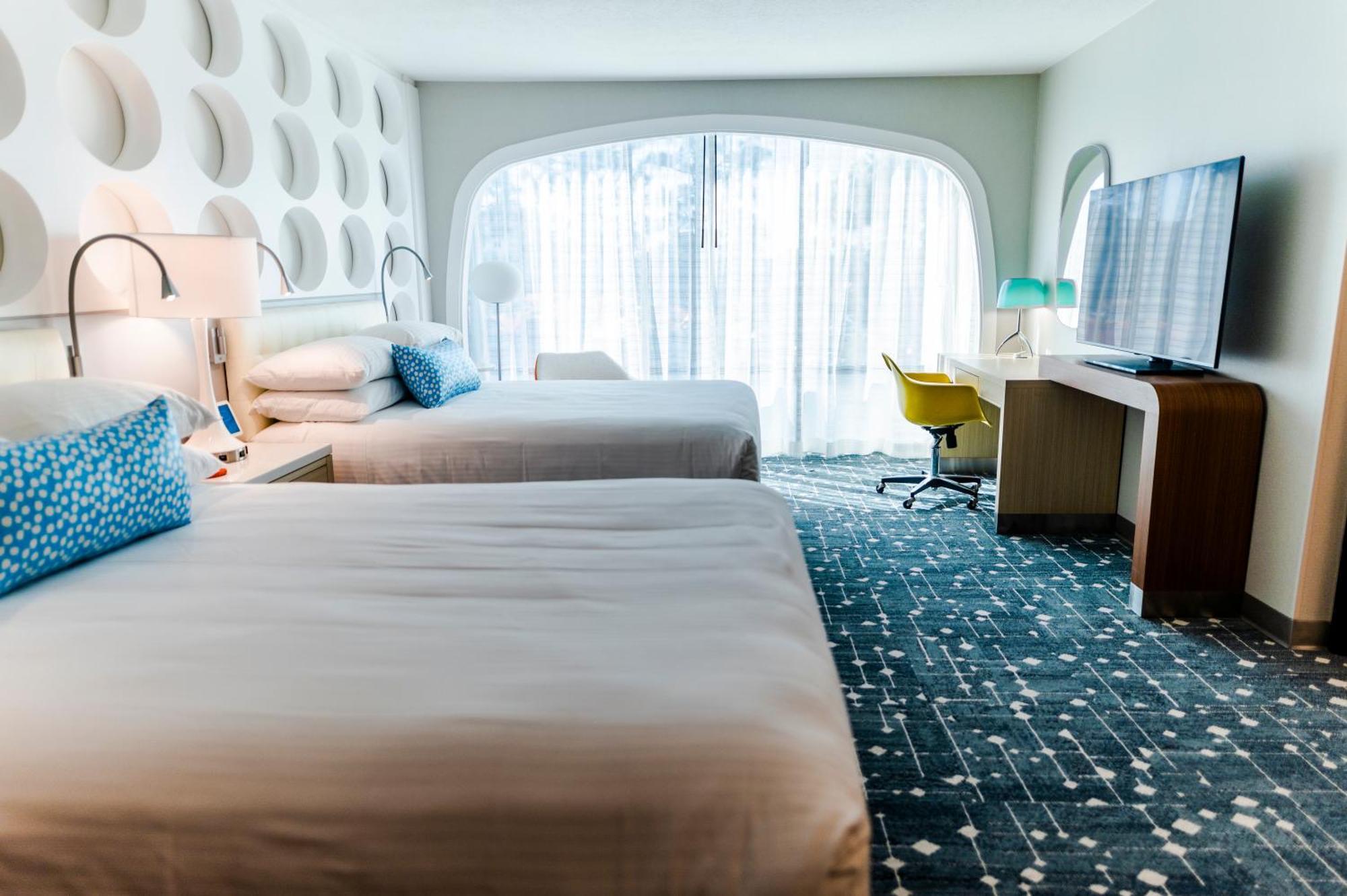 ฮาวเวิร์ด จอห์นสัน บาย วินด์แฮม แอนาไฮม์ โฮเต็ล แอนด์ วอเตอร์ เพลย์กราวด์ Hotel ภายนอก รูปภาพ