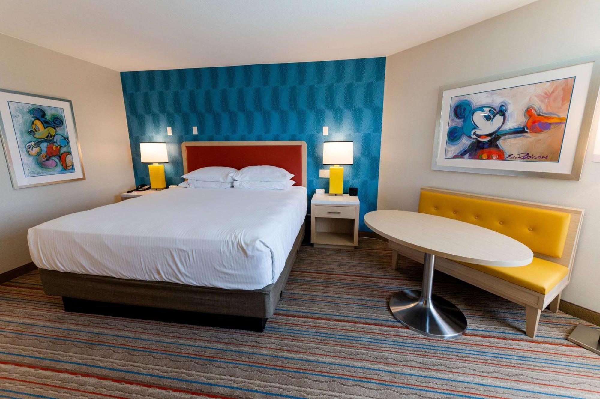 ฮาวเวิร์ด จอห์นสัน บาย วินด์แฮม แอนาไฮม์ โฮเต็ล แอนด์ วอเตอร์ เพลย์กราวด์ Hotel ภายนอก รูปภาพ